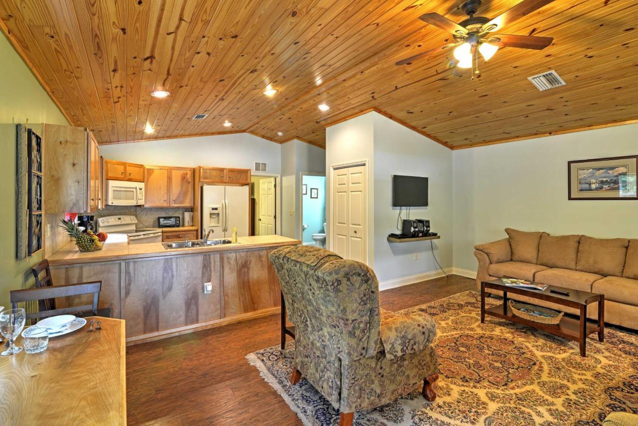 Crystal River Cottage On 1 Acre With Deck And Porch! Yankeetown Extérieur photo